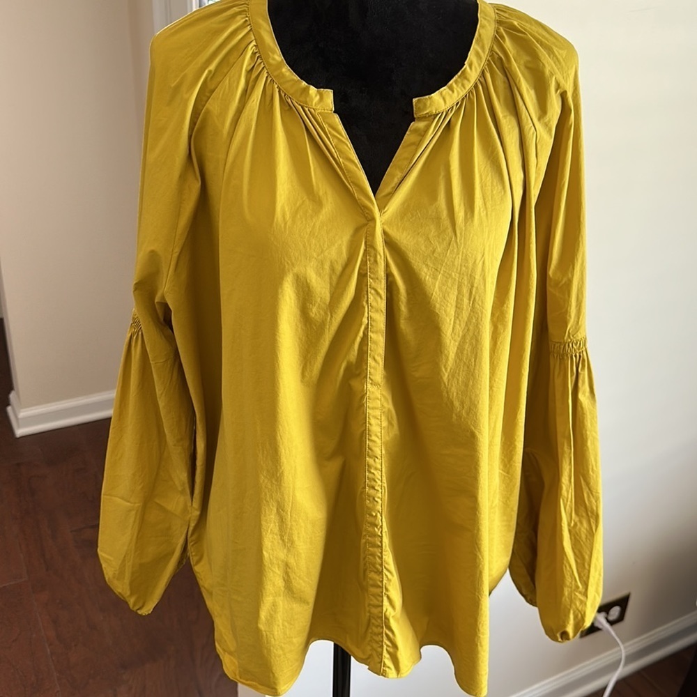 Zara Women’s Puff Sleeve Blouse - Picture 3 of 14